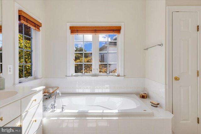 13610 NEWTONMORE PL, Bristow, VA 20136