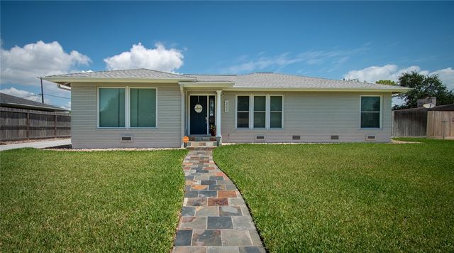322 Williamson Pl, Corpus Christi, TX 78411