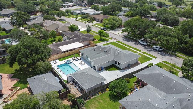 322 Williamson Pl, Corpus Christi, TX 78411