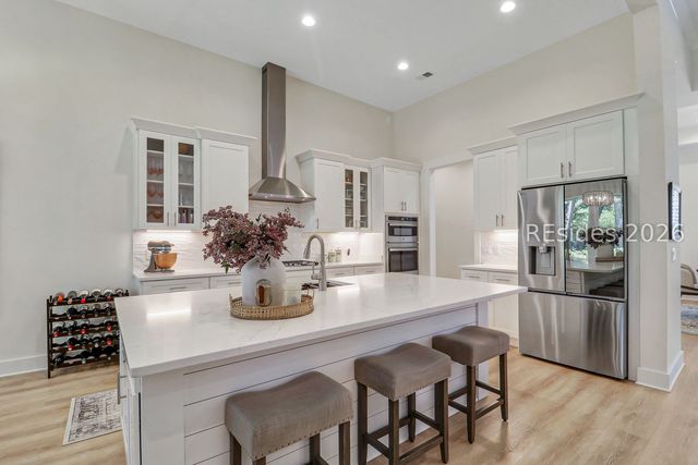 6 Meridian Point Dr, Bluffton, SC 29910