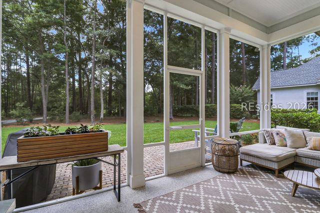 6 Meridian Point Dr, Bluffton, SC 29910