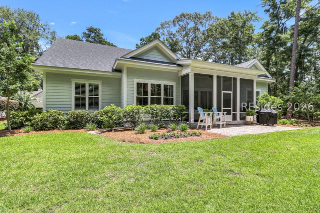6 Meridian Point Dr, Bluffton, SC 29910
