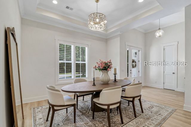6 Meridian Point Dr, Bluffton, SC 29910