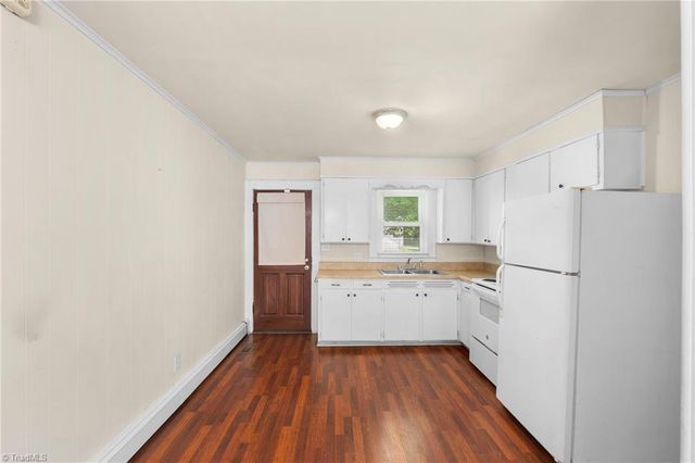 919 Alice Drive, Thomasville, NC 27360