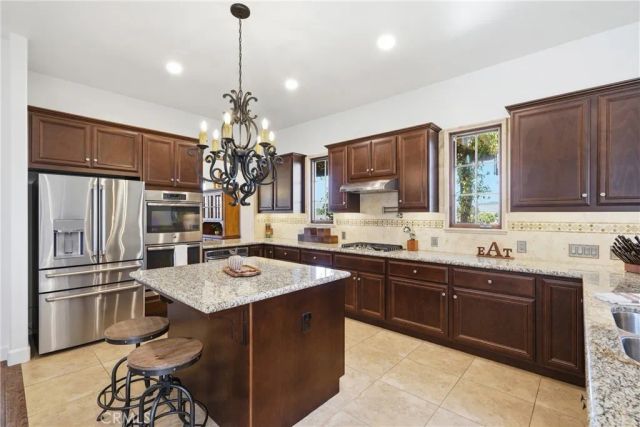 1935 Vista Del Pueblo, Nipomo, CA 93444
