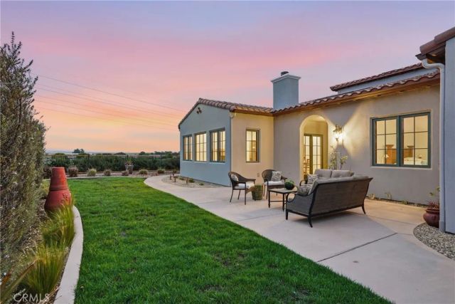 1935 Vista Del Pueblo, Nipomo, CA 93444