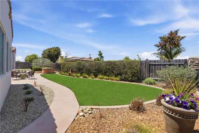 1935 Vista Del Pueblo, Nipomo, CA 93444
