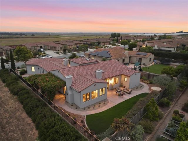 1935 Vista Del Pueblo, Nipomo, CA 93444