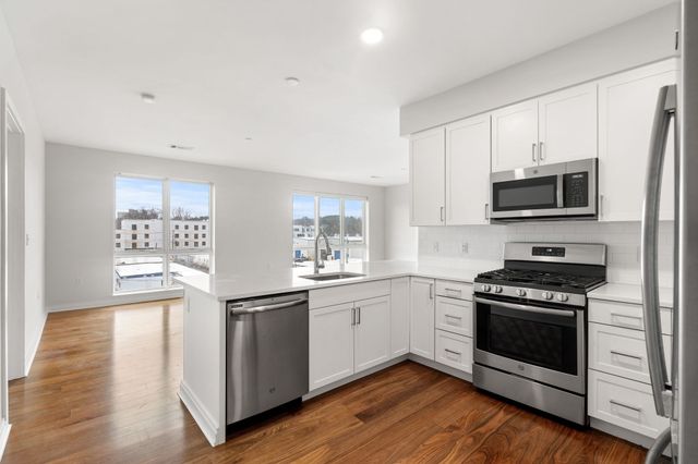 3531 Washington Street 327, Boston, MA 02130
