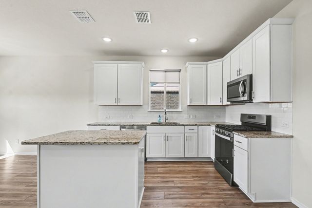 1128 Timberhurst Trail, Fort Worth, TX 76131