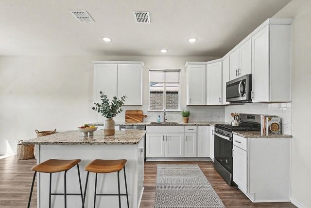 1128 Timberhurst Trail, Fort Worth, TX 76131