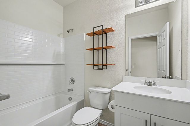 1128 Timberhurst Trail, Fort Worth, TX 76131