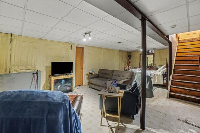 5114 N 49TH Street, Omaha, NE 68104