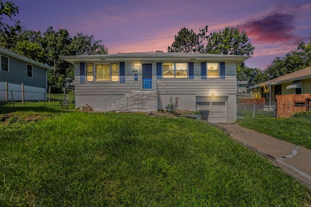 5114 N 49TH Street, Omaha, NE 68104