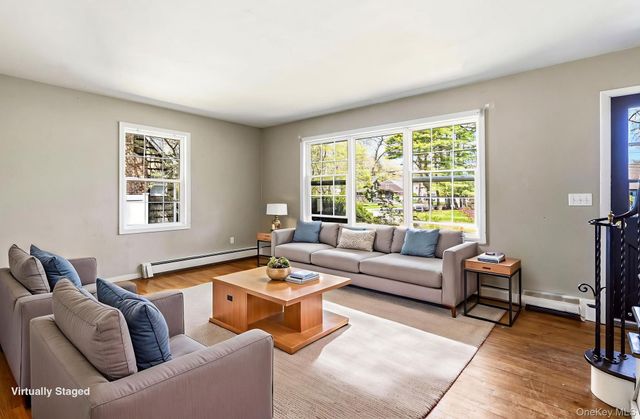 9 White Birch Lane, Remsenburg, NY 11960