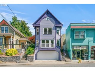3147 Se BELMONT St, Portland, OR 97214