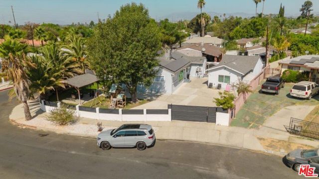 9620 Woodale Avenue, Arleta (los Angeles), CA 91331