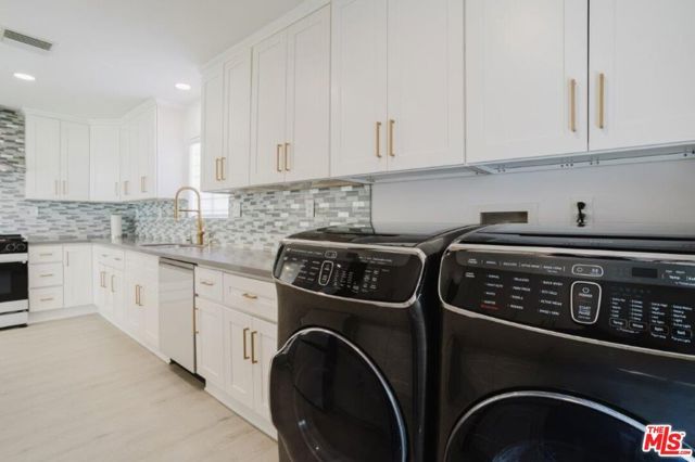 9620 Woodale Avenue, Arleta (los Angeles), CA 91331