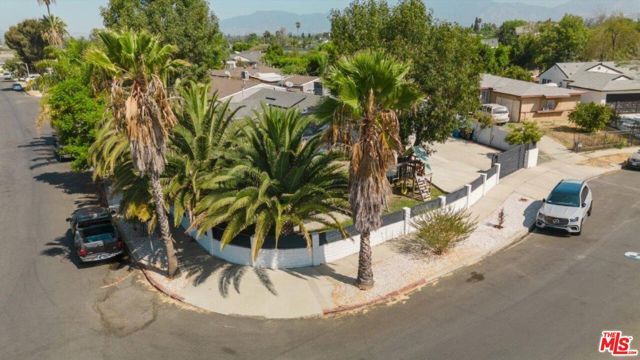 9620 Woodale Avenue, Arleta (los Angeles), CA 91331