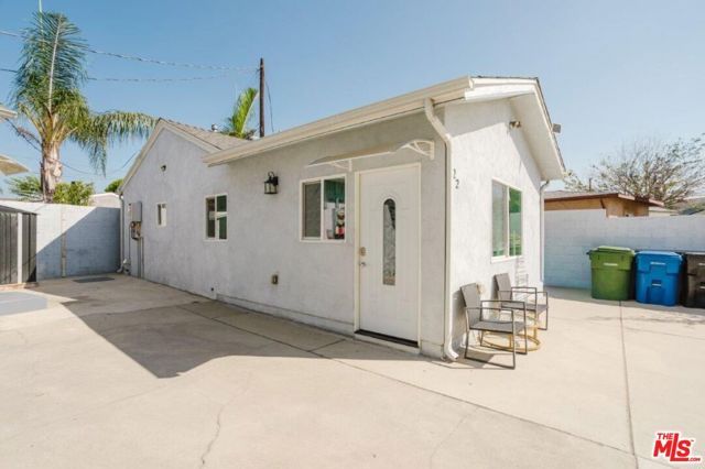 9620 Woodale Avenue, Arleta (los Angeles), CA 91331