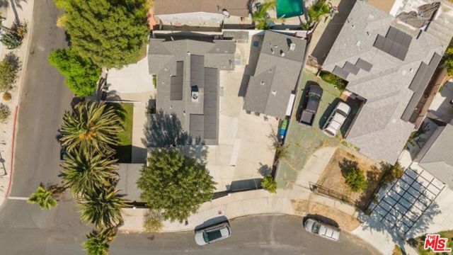 9620 Woodale Avenue, Arleta (los Angeles), CA 91331