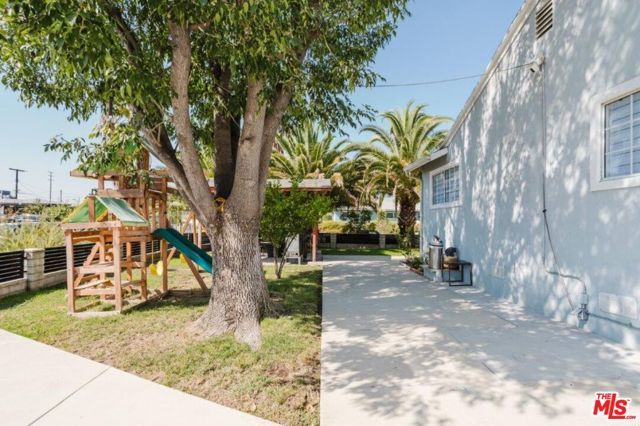 9620 Woodale Avenue, Arleta (los Angeles), CA 91331