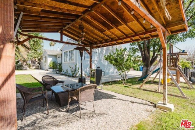 9620 Woodale Avenue, Arleta (los Angeles), CA 91331
