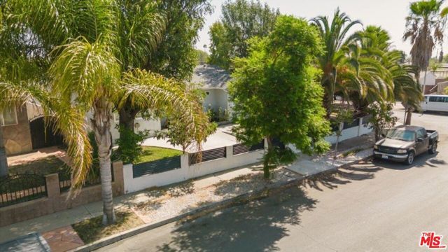 9620 Woodale Avenue, Arleta (los Angeles), CA 91331