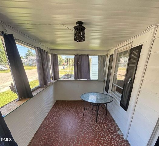 904 N Mckay Avenue 906, Dunn, NC 28334