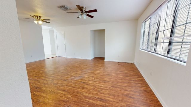 200 Chappell Street, Terrell, TX 75160