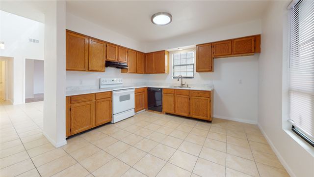 200 Chappell Street, Terrell, TX 75160