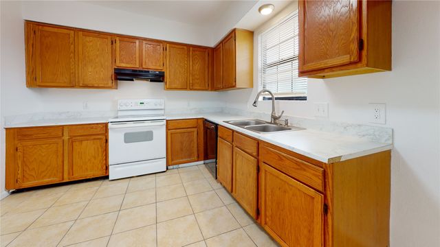 200 Chappell Street, Terrell, TX 75160