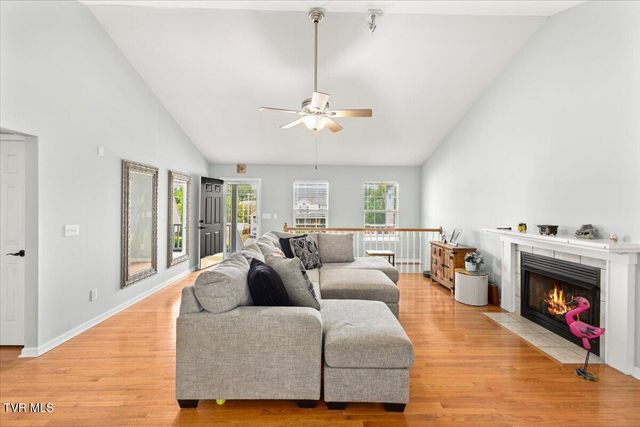 107 Lee Carter Drive, Johnson City, TN 37601