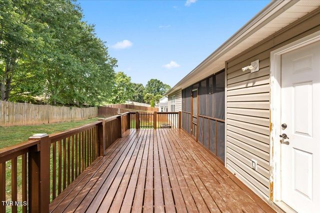 107 Lee Carter Drive, Johnson City, TN 37601