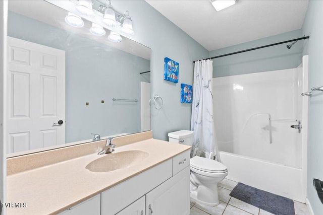 107 Lee Carter Drive, Johnson City, TN 37601