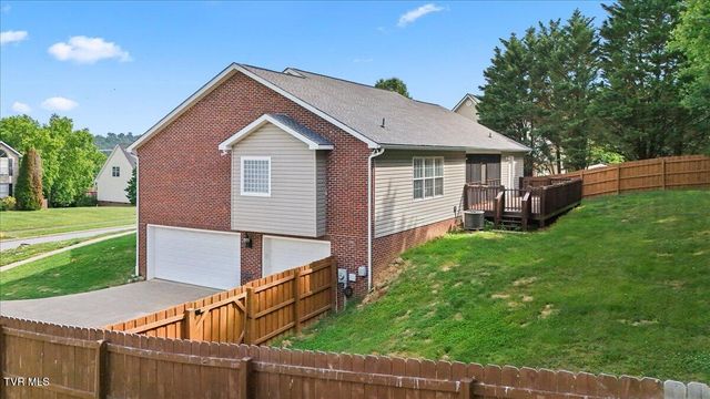 107 Lee Carter Drive, Johnson City, TN 37601