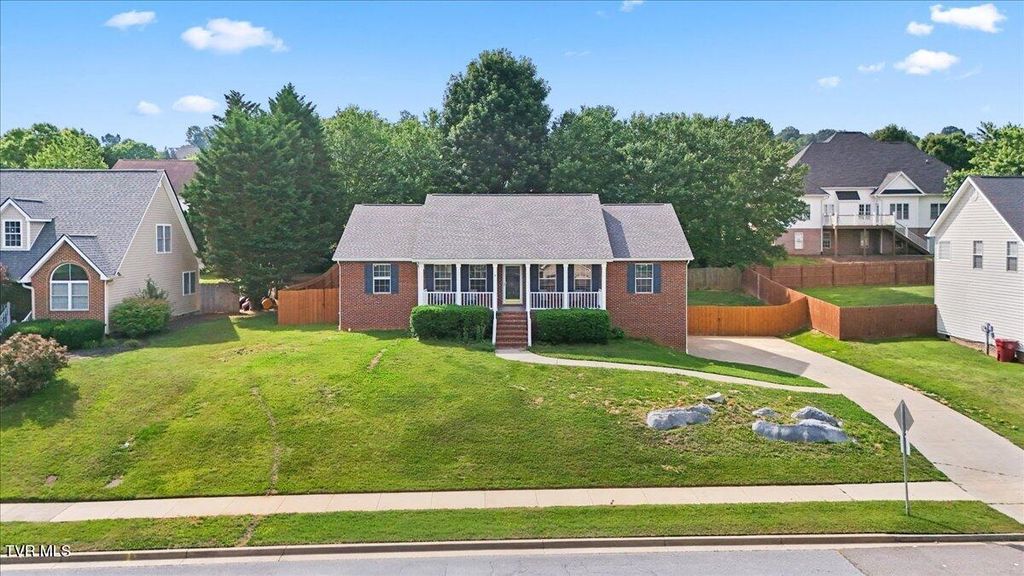 107 Lee Carter Drive, Johnson City, TN 37601