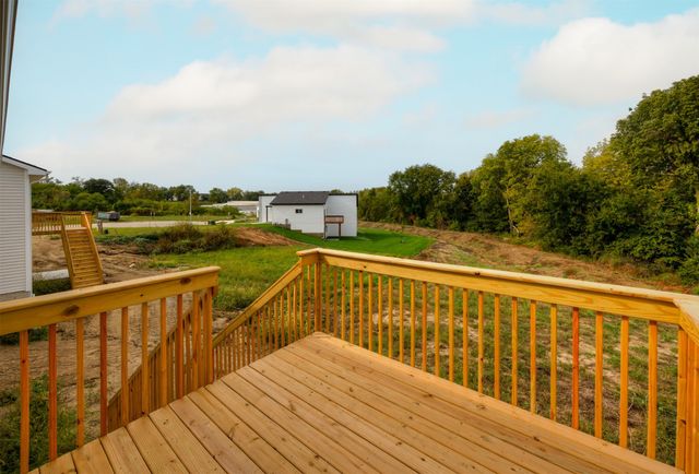 4400 Honey Bee Ridge, Des Moines, IA 50317