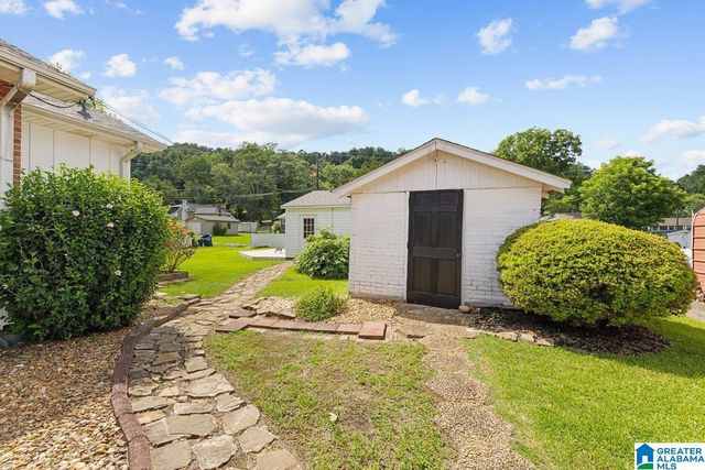 306 5TH AVENUE E, Oneonta, AL 35121