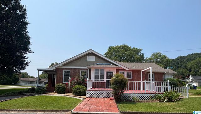 306 5TH AVENUE E, Oneonta, AL 35121