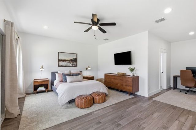 3247 Darvany Drive, Dallas, TX 75220
