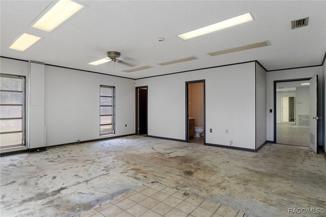 377 Highway 40 W, Inglis, FL 34449