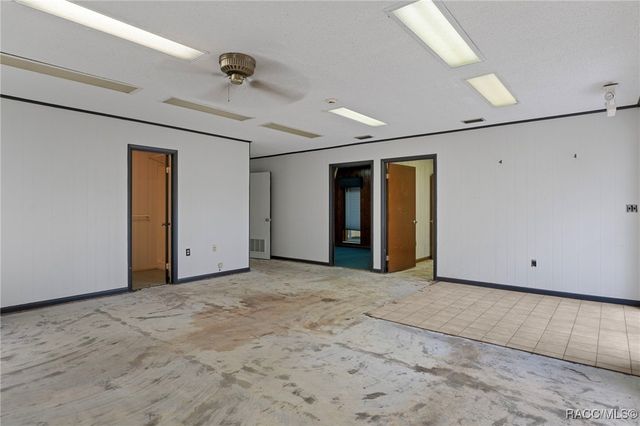 377 Highway 40 W, Inglis, FL 34449