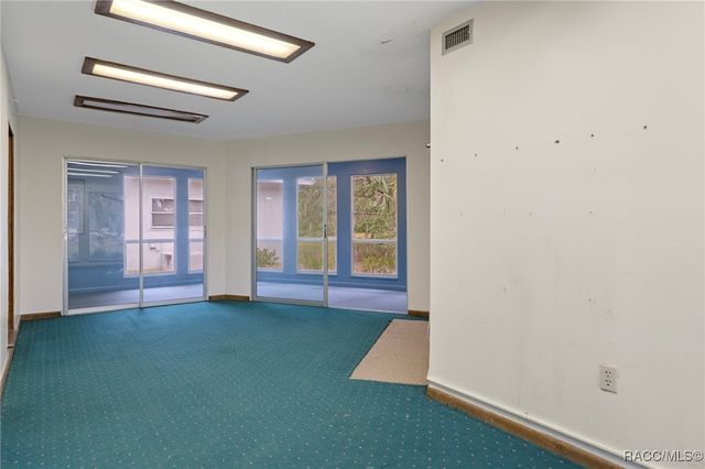 377 Highway 40 W, Inglis, FL 34449