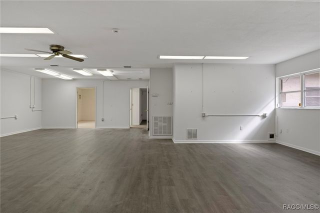 377 Highway 40 W, Inglis, FL 34449