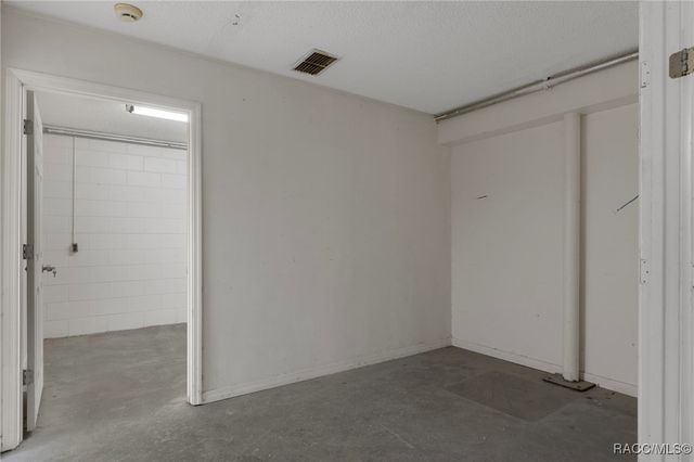 377 Highway 40 W, Inglis, FL 34449