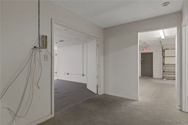 377 Highway 40 W, Inglis, FL 34449