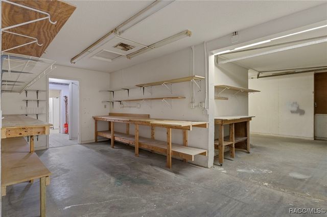 377 Highway 40 W, Inglis, FL 34449