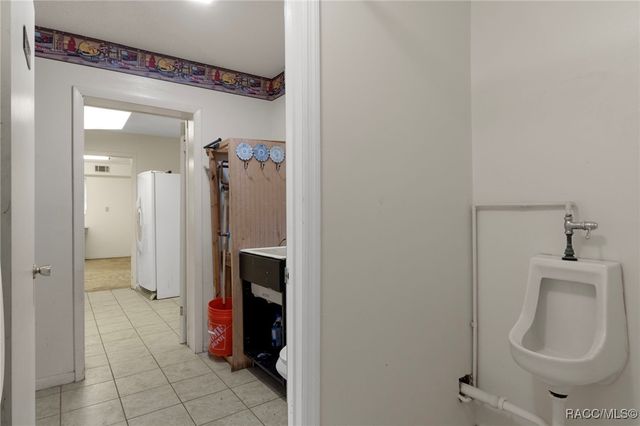 377 Highway 40 W, Inglis, FL 34449