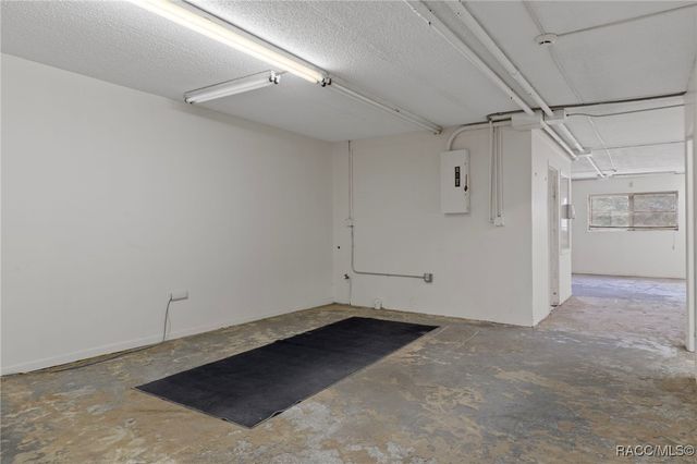 377 Highway 40 W, Inglis, FL 34449